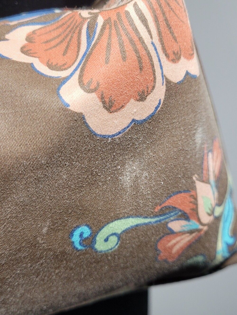Longchamp Brown Floral Shoulder Bag with Blue Accents - Picture 5 of 11